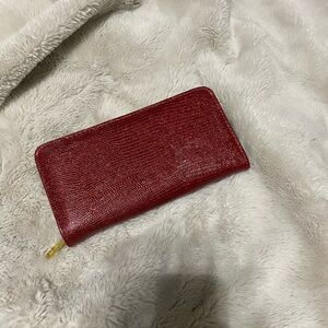 Elegant Red Textured Women's Wallet